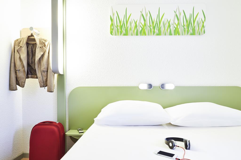 Ibis Budget Manosque Cadarache Zimmer foto