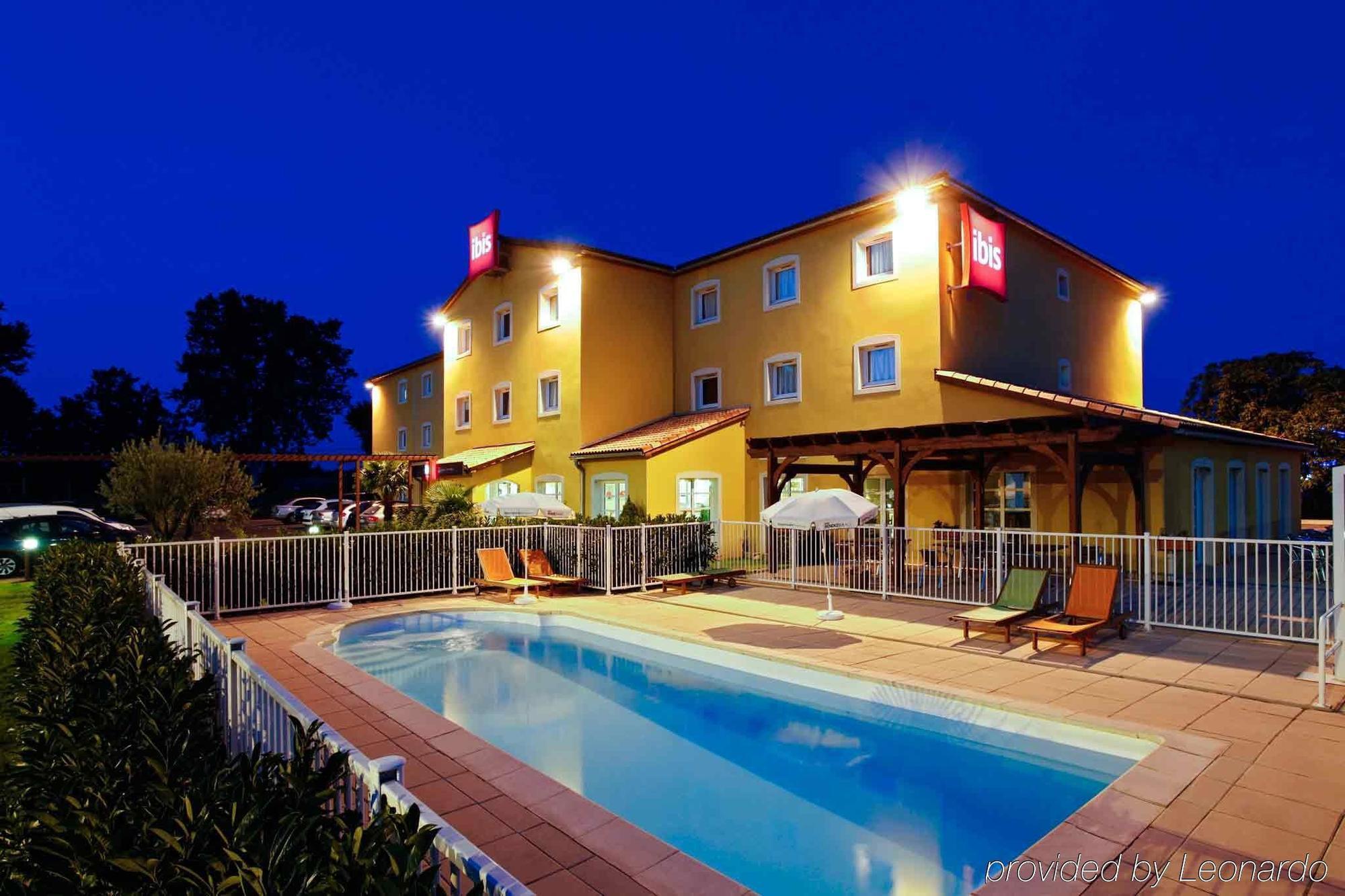 Ibis Budget Manosque Cadarache Exterior foto